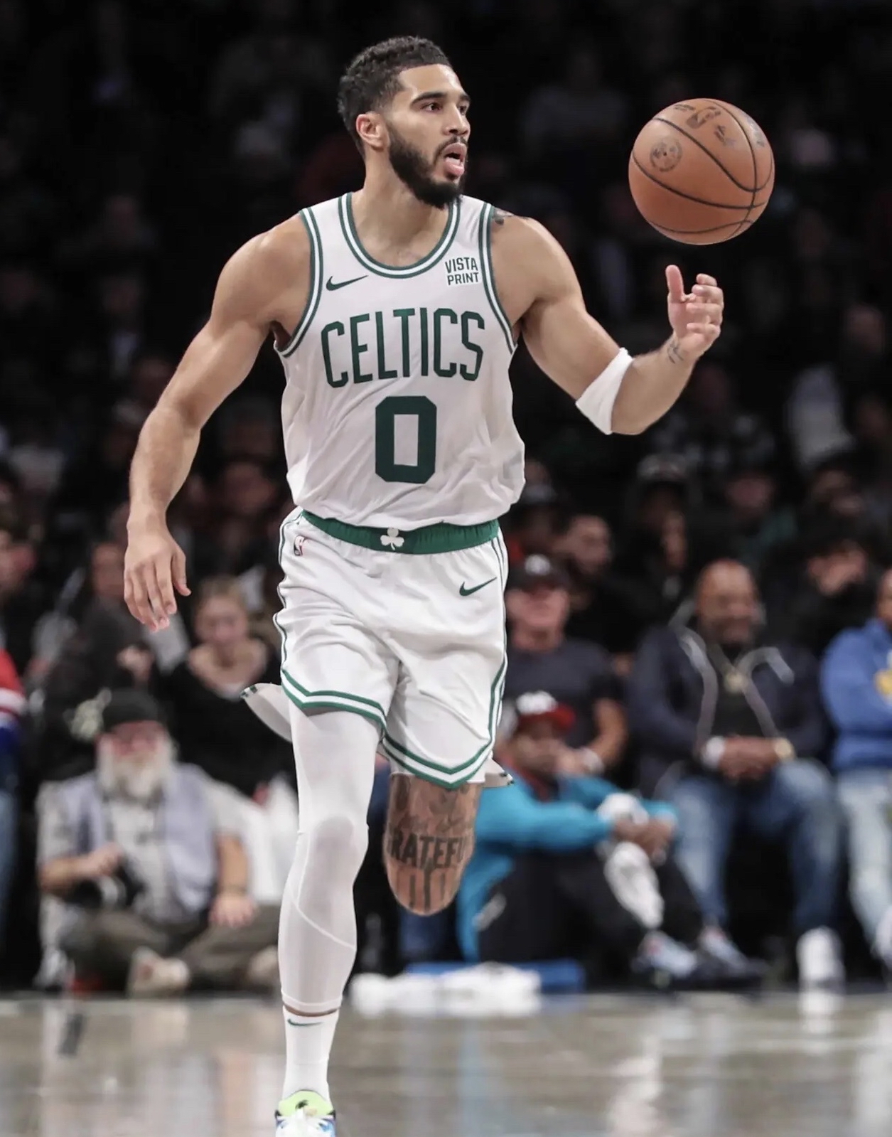 米乐足球官网-凯尔特人队遭遇失利反弹困难